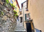 apartment near the lake como with balcony in brienno for sale