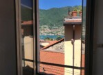 5 Village apartment to renovate with lake view in Torno