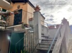 carate urio house for sale leads on three floors