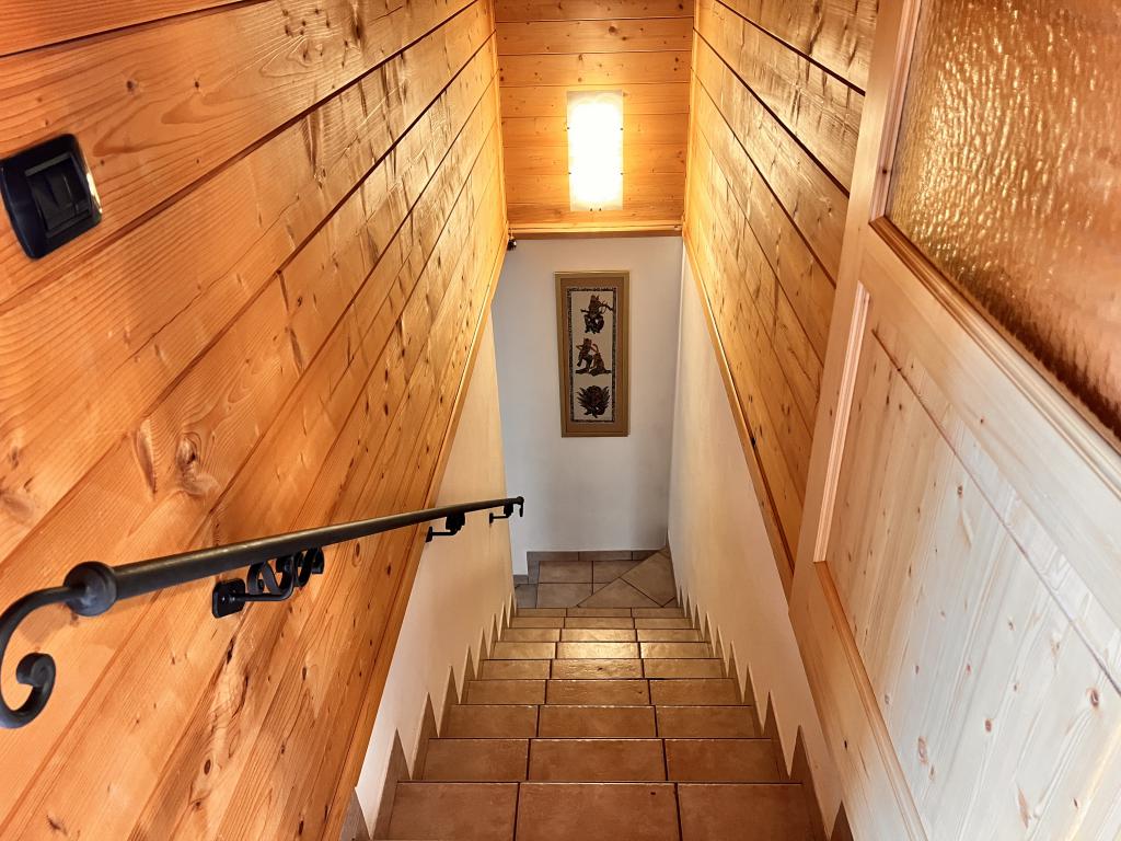 Chalet in legno in Valle Intelvi: un angolo di paradiso tra le montagne