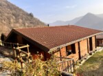 Chalet with Garden in Peaceful Castiglione