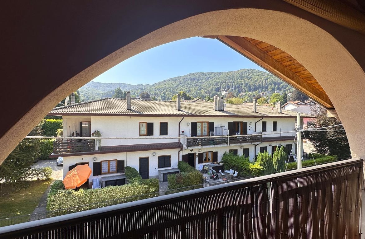 13. Lanzo d'Intelvi apartemnt view from the balcony