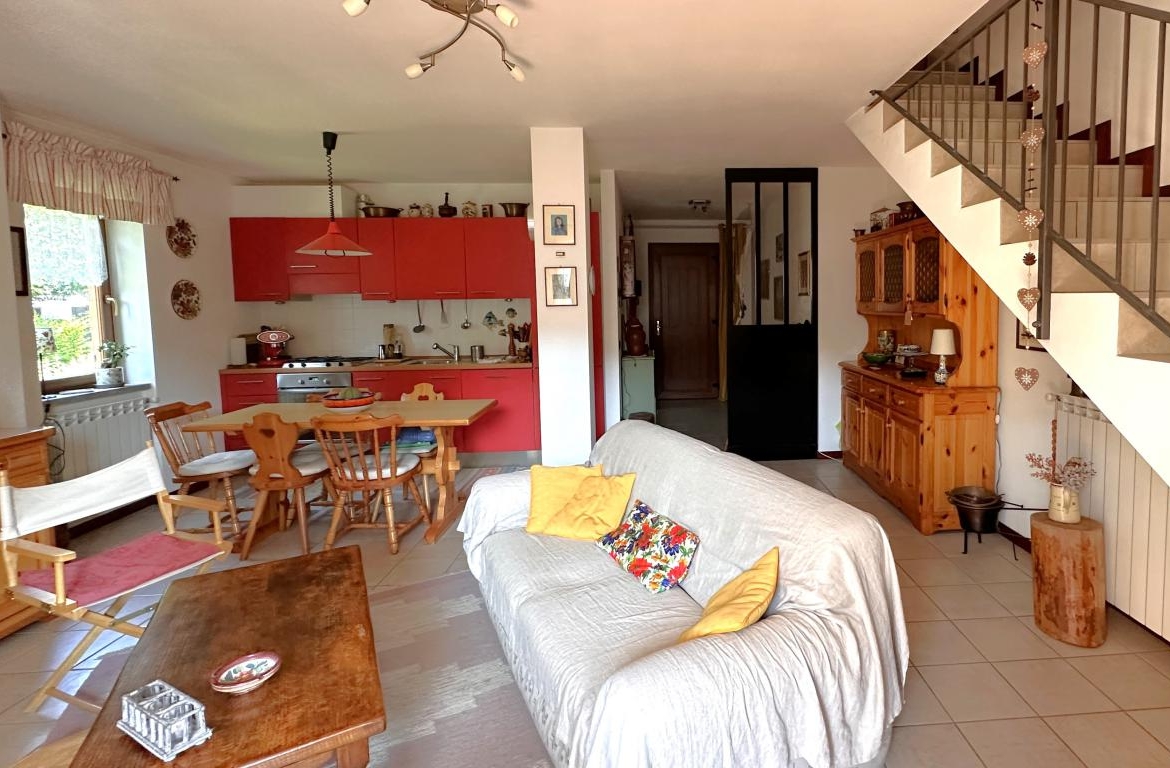 4. Lanzo d'Intelvi apartment for sale