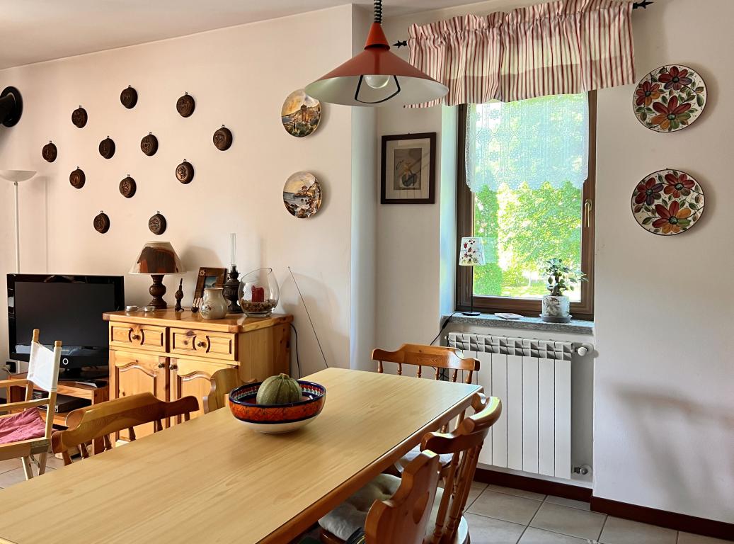 8a. Kitchen apt Lanzo d'Intelvi for sale
