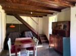 Stone house in Argegno groud floor