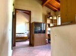 10. Detached house with living room, bedroom, kitchen, and bathroom for sale Lake Como
