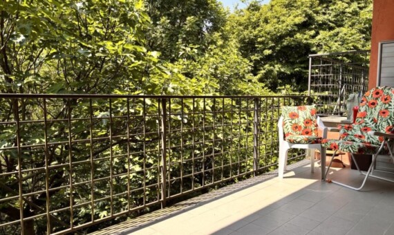 Semi-detached house in Castiglione Intelvi Centro Valle Intelvi