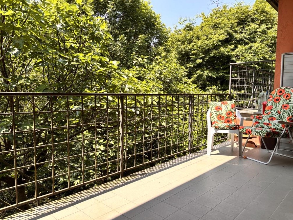 Semi-detached house in Castiglione Intelvi Centro Valle Intelvi