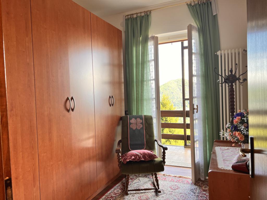12. three bedrrom house with beatiful view Valle Intelvi