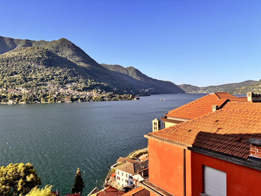 2. Special apt in the charming village of Urio Lake Como