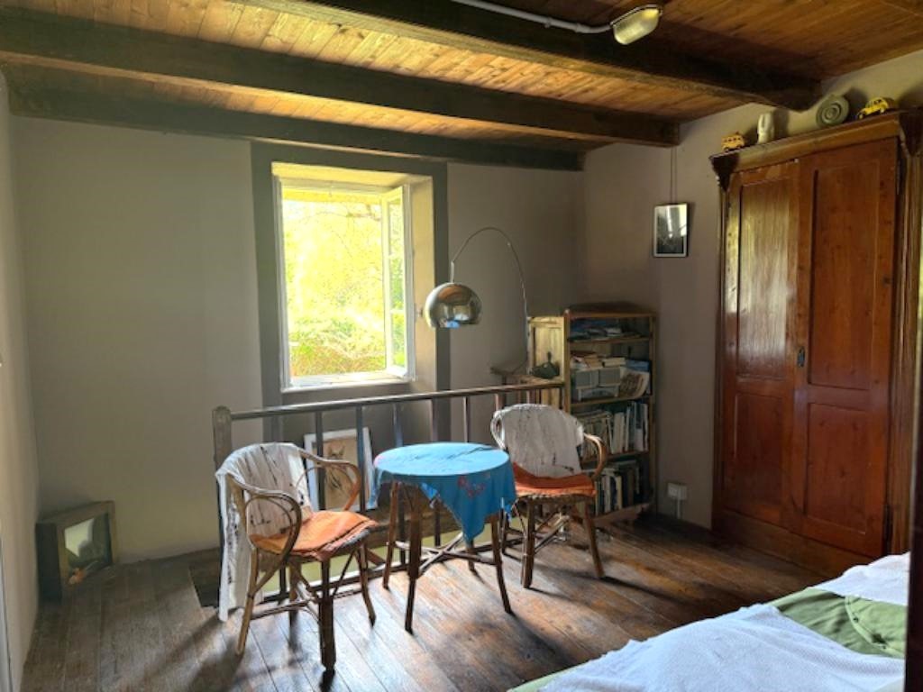 5. Stone house in Argegno on two floors