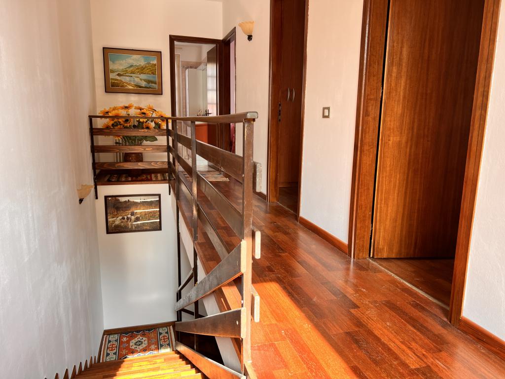 Villa con 3 camere e 2 bagni in vendita a Casasco un'opportunità da non perdere in Valle Intelvi