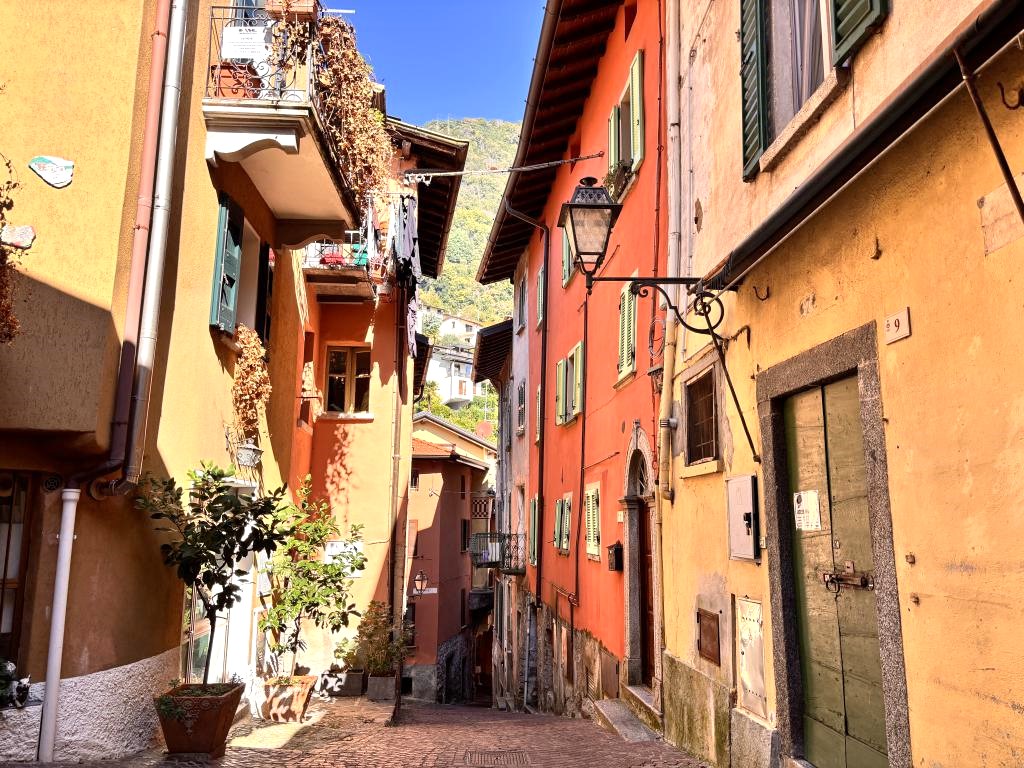 Lago di Como: vivere nei borghi