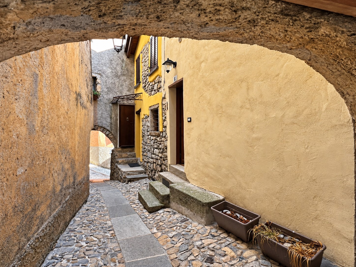 16 Dizzasco Muronico borgo autentico